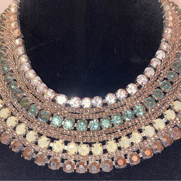 Rhinestones & Beads Collar Bib Necklace w/Faceted Beads & Multi colored Stones - Picture 3 of 6
